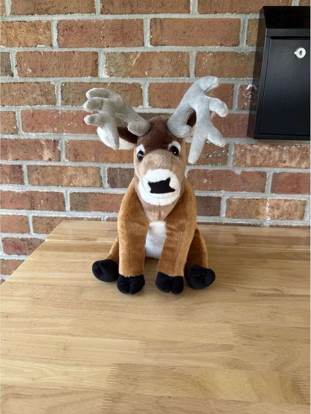 Wild Republic Cuddlekins 12 " TALL White Tailed Buck Plush Stuffed DEER